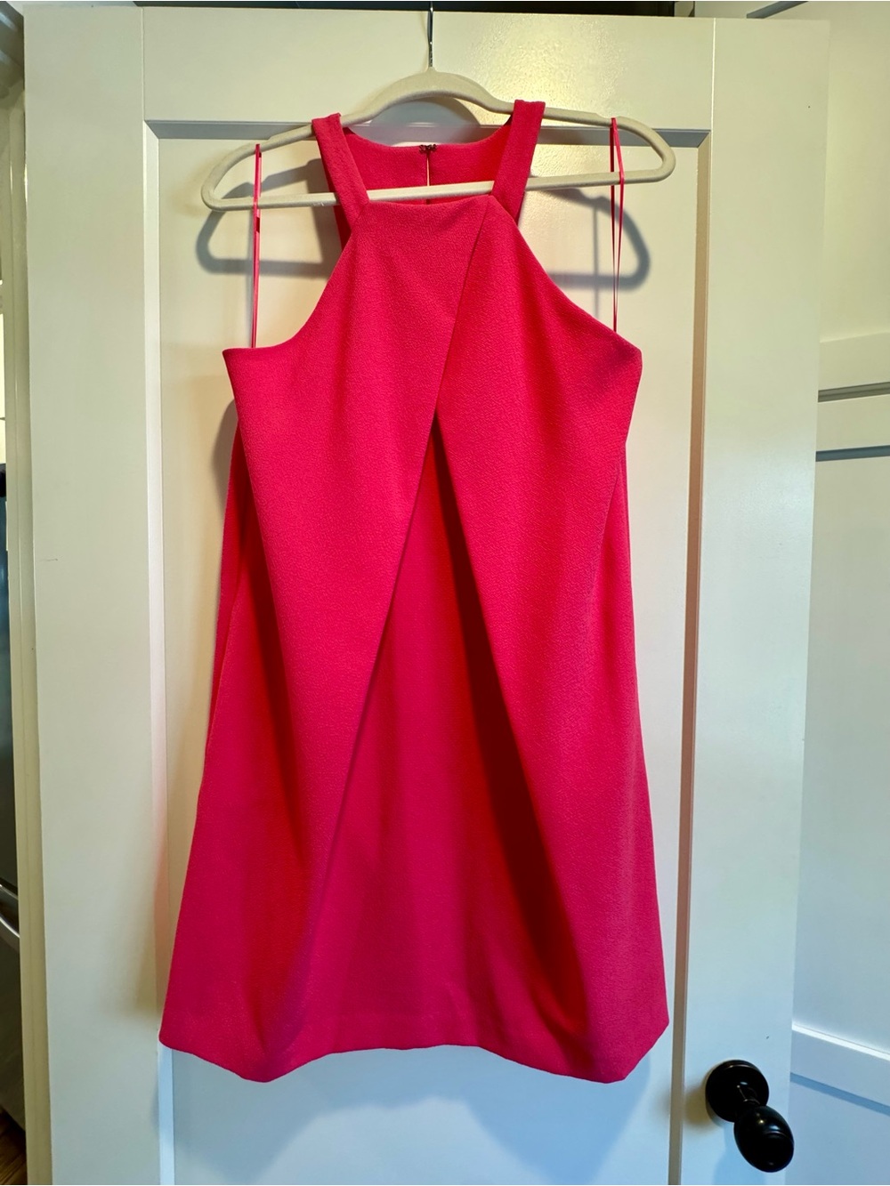 NWOT Trina Turk Felisha Classic Crepe Sleeveless Dress.